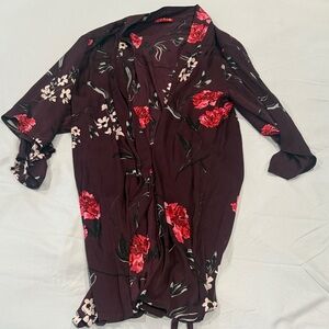 Natori Josie purple cherry blossom Floral Kimono with pink and White Accents